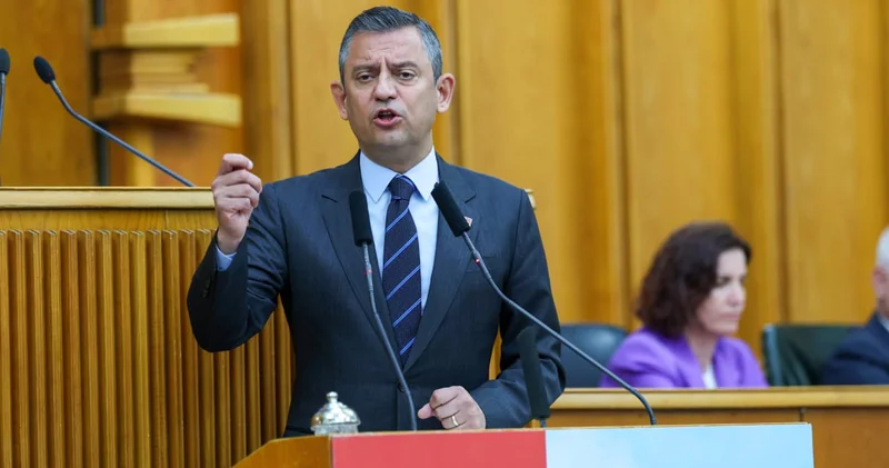 Özgür Özel AKP nin 2026 asgari ücret teklifini açıkladı