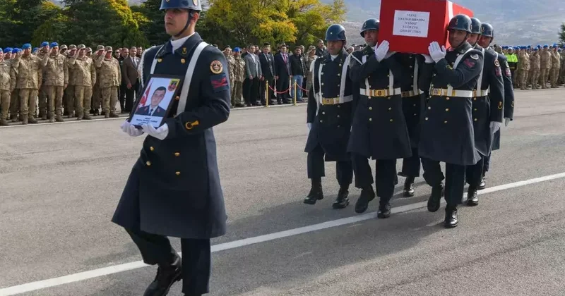 Tunceli’de trafik kazasında hayatını kaybeden Uzman Çavuş Yılmaz memleketine uğurlandı