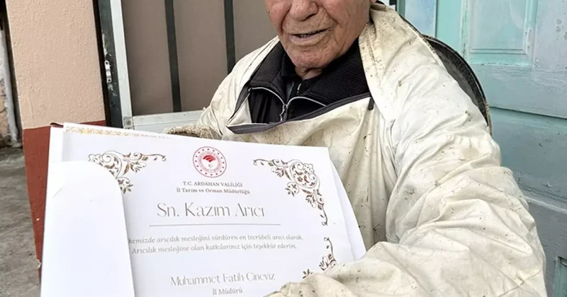 101 yaşında gençlere taş çıkarıyor! Şehirde bir gün durmadı