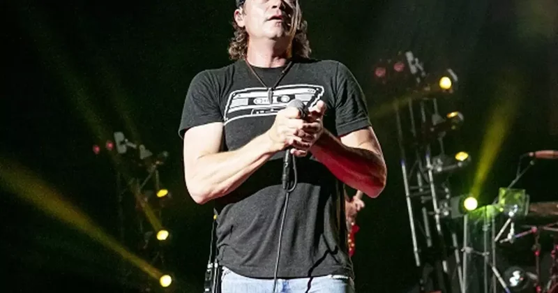 Rock dünyasından kötü haber! Brad Arnold dördüncü evre kanser