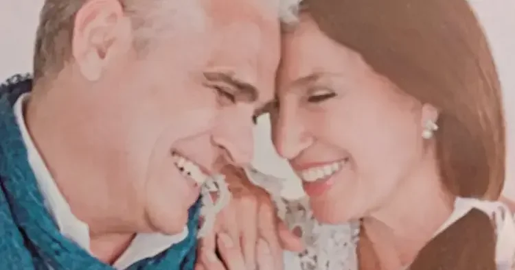 Yürek yakan kara haberi uzaklardan gelmişti... Büyük aşkı yeni yaşını onsuz kutladı... Seni çaresizce özlüyorum
