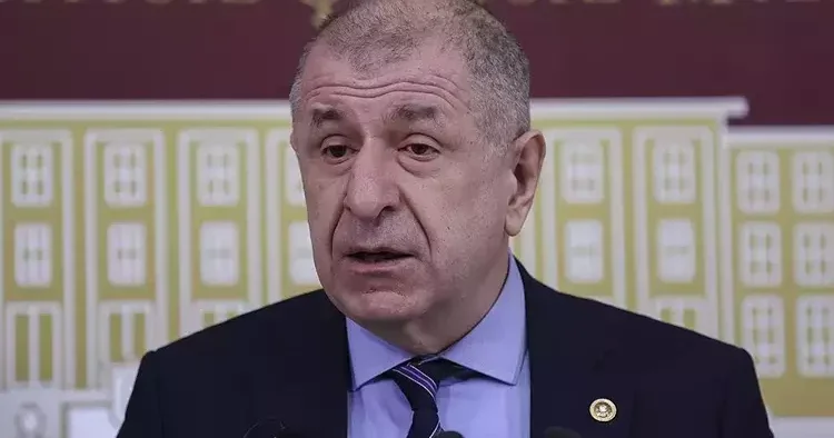 Ümit Özdağ sağlık kontrolleri için hastaneye götürüldü