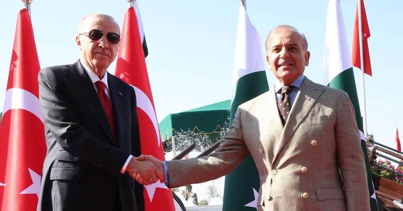 Pakistan Başbakanı Şerif ten Türkiye ye minnettarız açıklaması