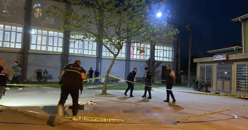 Çocukların küfürleşme kavgasında kan aktı! Biri 15 diğeri 17 yaşında...