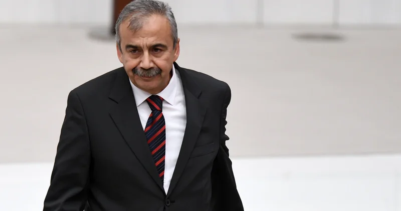 DEM Parti açıkladı: Sırrı Süreyya Önder in aracında düzenek bulundu