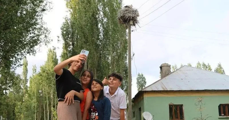 Duyan inanamıyor: 22 yıldır köyde bizimle birlikte yaşıyorlar