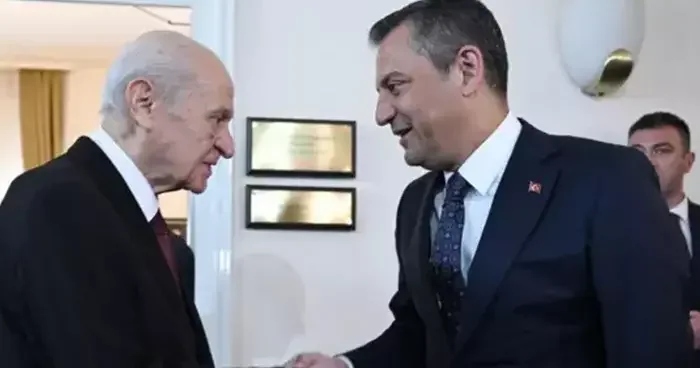 Bahçeli den Özgür Özel e telefon! Ferdi Zeyrek in durumunu sorup geçmiş olsun dileklerini iletti