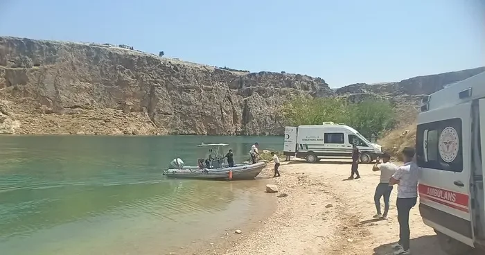 Onurcan Özdemir in cansız bedeni olay yeri incelemesinin ardından adli tıp kurumu morguna kaldırıldı