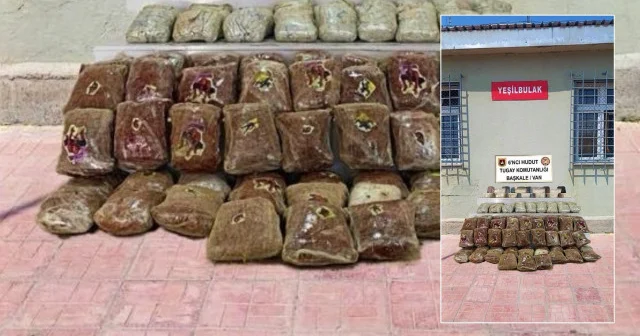 Uyuşturucu tacirleri atla Türkiye ye girmeye çalışırken yakalandı: 87 kilo zehri araziye gizlemişler Van Haberleri