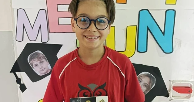 Minikler, kendi şiir kitabını çıkardı İzmir Haberleri