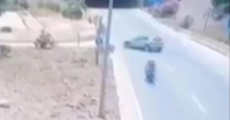 Antalya da iki motosiklet ile otomobil çarpıştı: 2 ölü, 4 yaralı