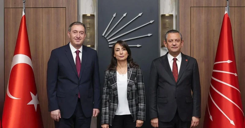 DEM Parti den Özel e Zeyrek için geçmiş olsun telefonu