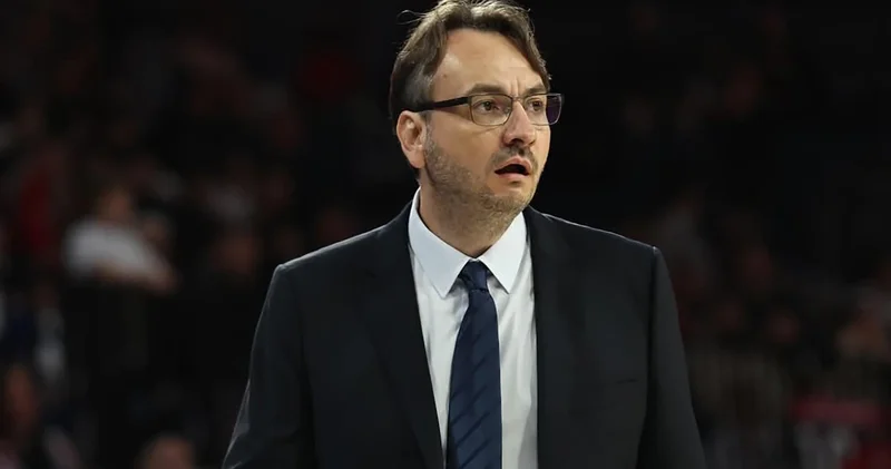 Aliağa Petkimspor’un yeni başantrenörü Özhan Çıvgın oldu
