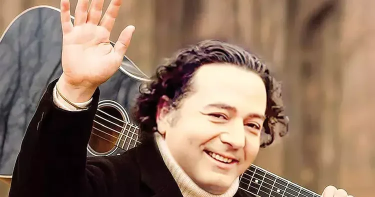 Kayahan şarkılarla anılıyor