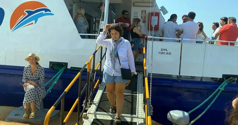 Leros seferi kabus oldu: 100 Türk yolcu geri döndü Sözcü Gazetesi