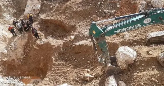 Hatay haberleri Sevinçten ne yapacağını şaşıran mahalleli: Kurban kestik, kan akıttık 08 Temmuz 2025