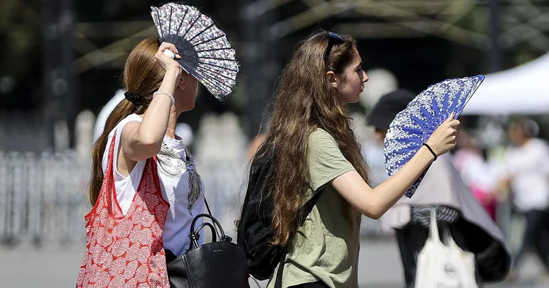 İstanbul için uyarı: Hissedilen sıcaklık 45 dereceye ulaşabilir