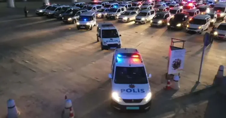 İzmir deki yolsuzluk soruşturmasında yeni detaylar: Sosyal alanları kaldırıp villa yaptılar iddiası