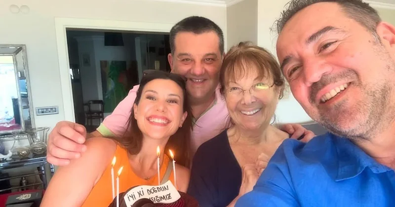 Ata Demirer yeni yaşında aşkını ilan etti Sözcü Gazetesi