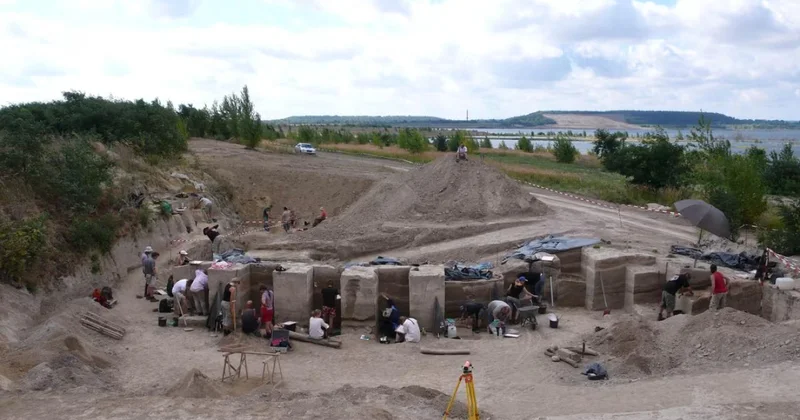 Almanya’da 125 bin yıllık ‘yağ fabrikası’ ortaya çıkarıldı