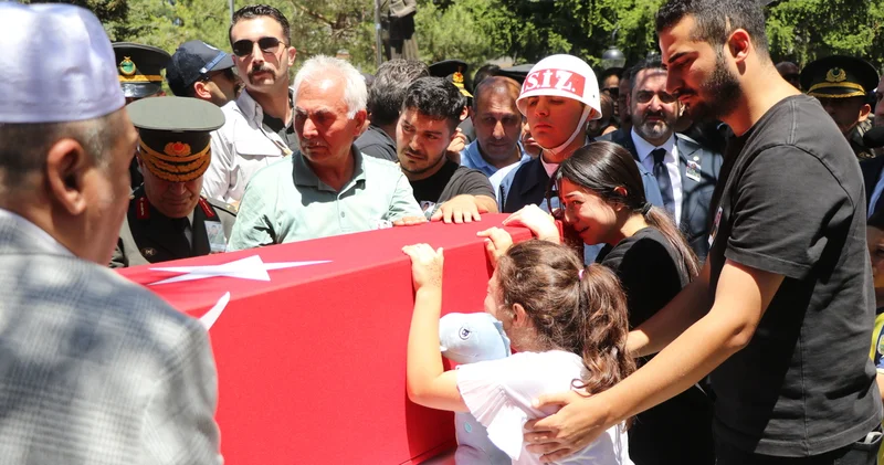 Türkiye şehitlerini uğurluyor! Son dakika haberleri