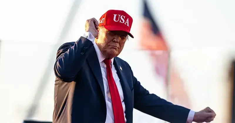 Trump, Güney Kore ve Japonya mallarına yüzde 25 tarife uygulanacağını duyurdu