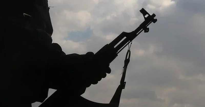 PKK’nın sembolik silah bırakma töreniyle ilgili yeni gelişme: O karardan vazgeçtiler Sözcü Gazetesi