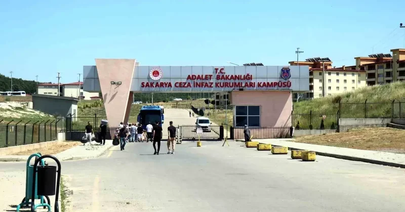 Sakarya da İki Mahkum İntihar Etti