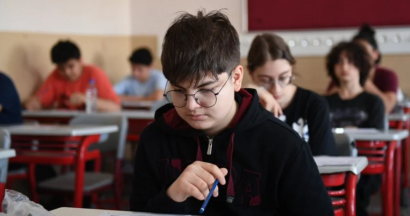 SON DAKİKA: LGS 1. NAKİL SONUÇLARI AÇIKLANDI! Lise 2. tercih sonuçları nasıl ve nereden öğrenilir? MEB 2025 LGS 1. nakil sonuçları sorgulama ekranı
