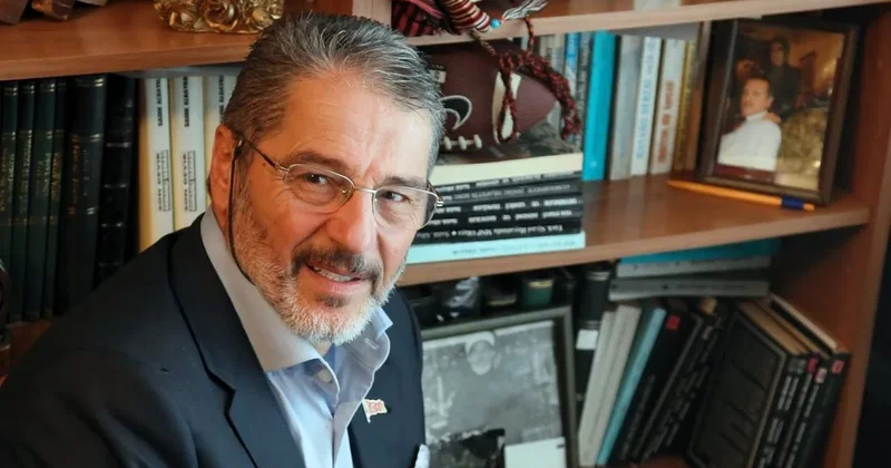 Albayrak, okurlarıyla buluşuyor