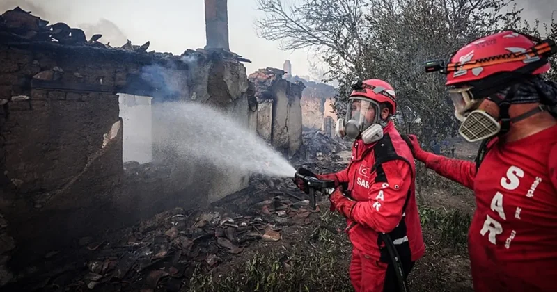 Çanakkale yangınında son durum! Kundaklama şüphesi ile aranan siyah araç bulundu: 4 gözaltı