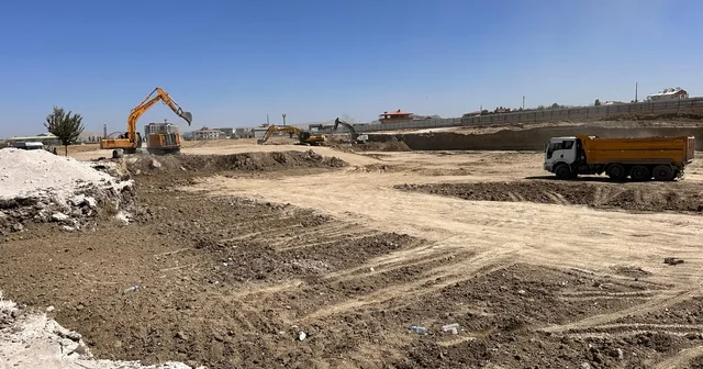 Van Valisi Balcı, şehir hastanesi inşaat alanında incelemelerde bulundu Van Haberleri