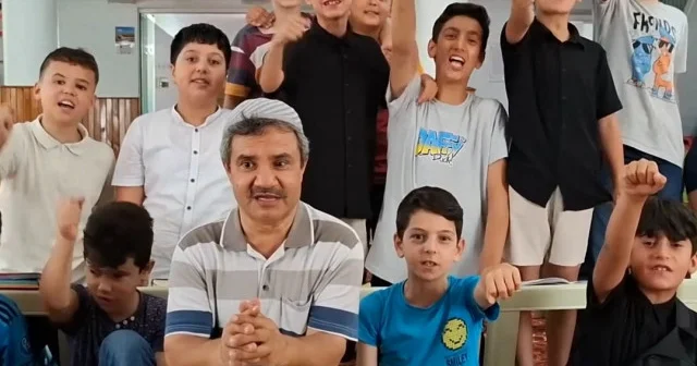 Kur an kursu öğrencilerinden Gazze ye anlamlı destek: Harçlıklarını bağışladılar VİDEO İZLE