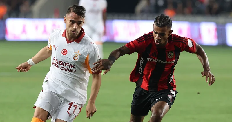Gaziantep FK Galatasaray maçında ilk yarı bitmeden bir penaltı daha
