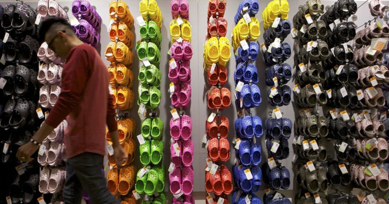 Tarifeler ve modada değişim Crocs hisselerini sarstı İş Yaşam Haberleri