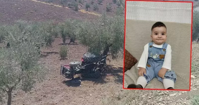 Dedesinin kullandığı traktör devrildi, 2 yaşındaki Barış öldü