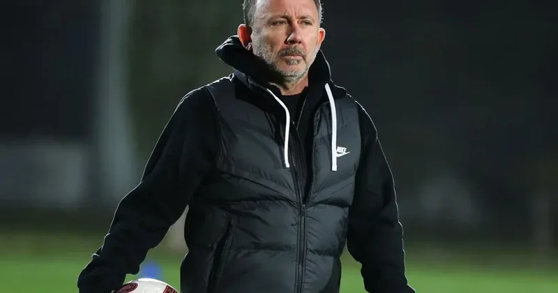 Süper Lig de yılın sürprizi! Sergen Yalçın sahalara geri dönüyor