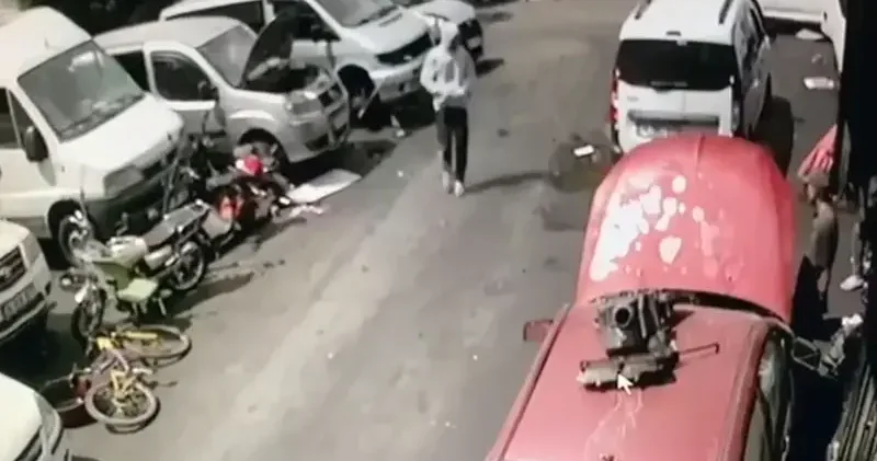 Başakşehir ve Küçükçekmece de iş yerlerine silahlı saldırı düzenleyen 4 şüpheli tutuklandı