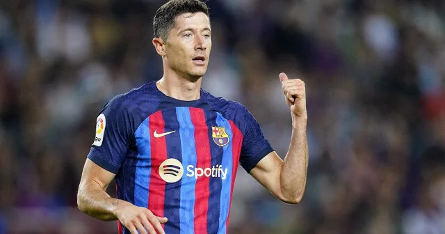 Lewandowski den Barcelona ya kötü haber!
