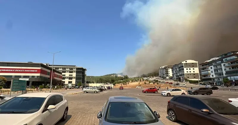 Çanakkale de Yangın: İtfaiye Aracı Yandı