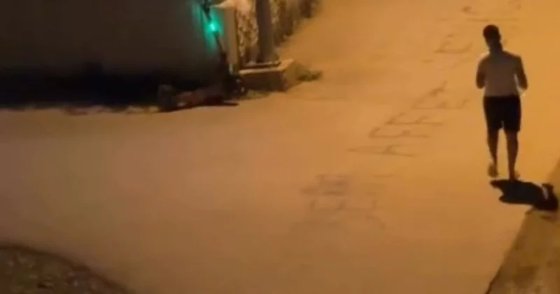 Sevgilisinden özür diledi, mahalle ayağa kalktı