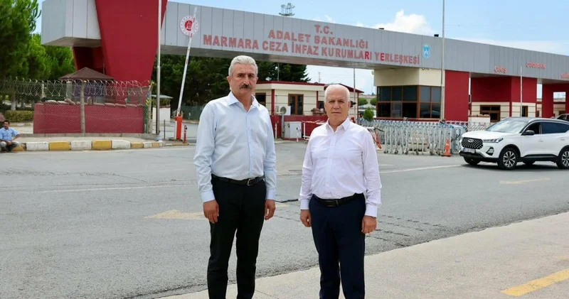Bursa Büyükşehir Belediye Başkanı Bozbey den Silivri ye ziyaret: Adalet yerini bulana kadar...