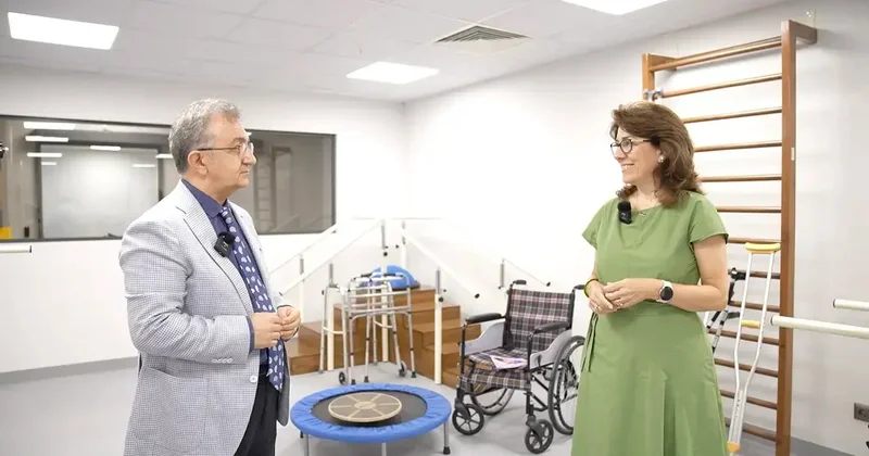Sağlık alanlarında yapay zeka insanın yerini alamaz çünkü klinik his insana özgüdür