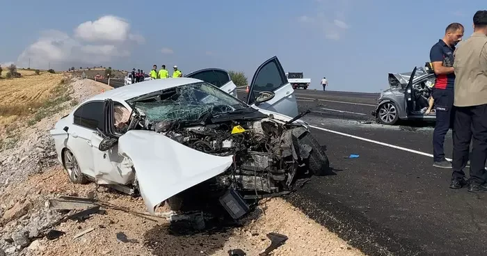 Tokat ta feci kaza: 2 can kaybı var! 2 çocuk ağır yaralı