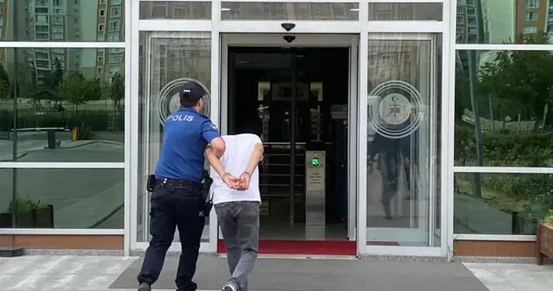 Uyuşturucu ile yakalandı, polisin serçe parmağını ısırıp kopardı
