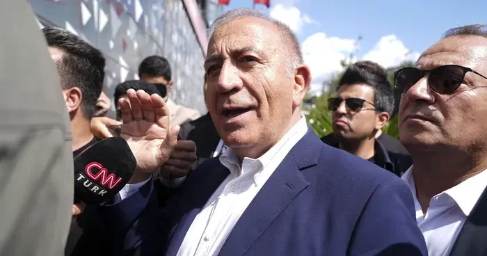 Mal varlığı sorulan Gürsel Tekin den çok konuşulacak sözler: Kıskanmayın! Sizin de olur