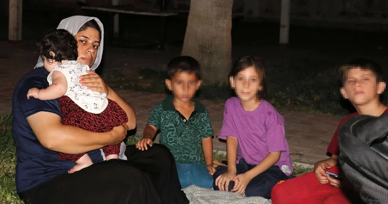 Yetkililere yardım çağrısı: Evini lağım suyu basan anne, 4 çocuğuyla sokakta kaldı