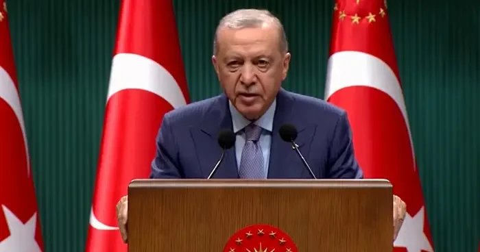 Cumhurbaşkanı Erdoğan: CHP nin kızışan koltuk kavgasının ülkemize zarar vermesine eyvallah demeyiz
