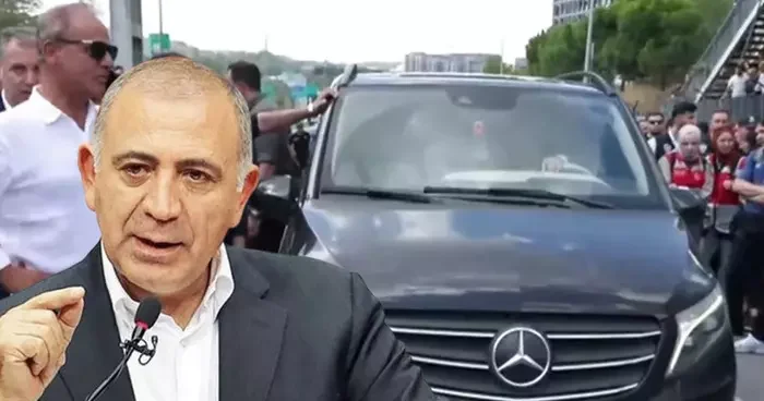Gürsel Tekin, CHP İstanbul İl Binası önüne geldi! Dikkat çeken plaka detayı