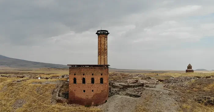 Türklerin Anadolu da inşa ettiği ilk cami: Ebul Menüçehr Camii yeniden ibadete açıldı...